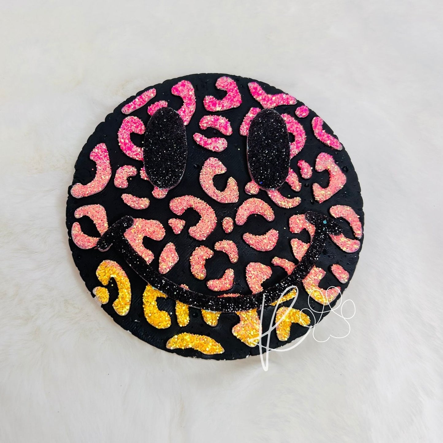 Circle Smile Leopard